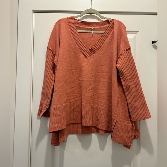 Free People Orion Tunic Sweater in Lightest Rose - Picture 3 of 6